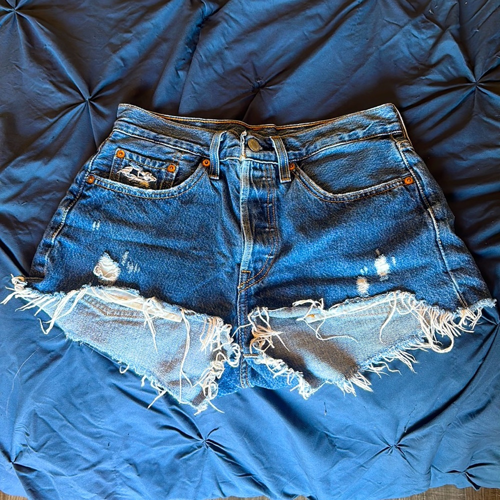 high waisted levi shorts